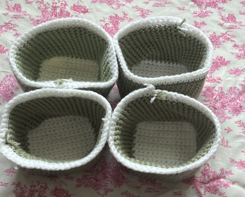 Cache-pots pour semis vert sauge et blanc